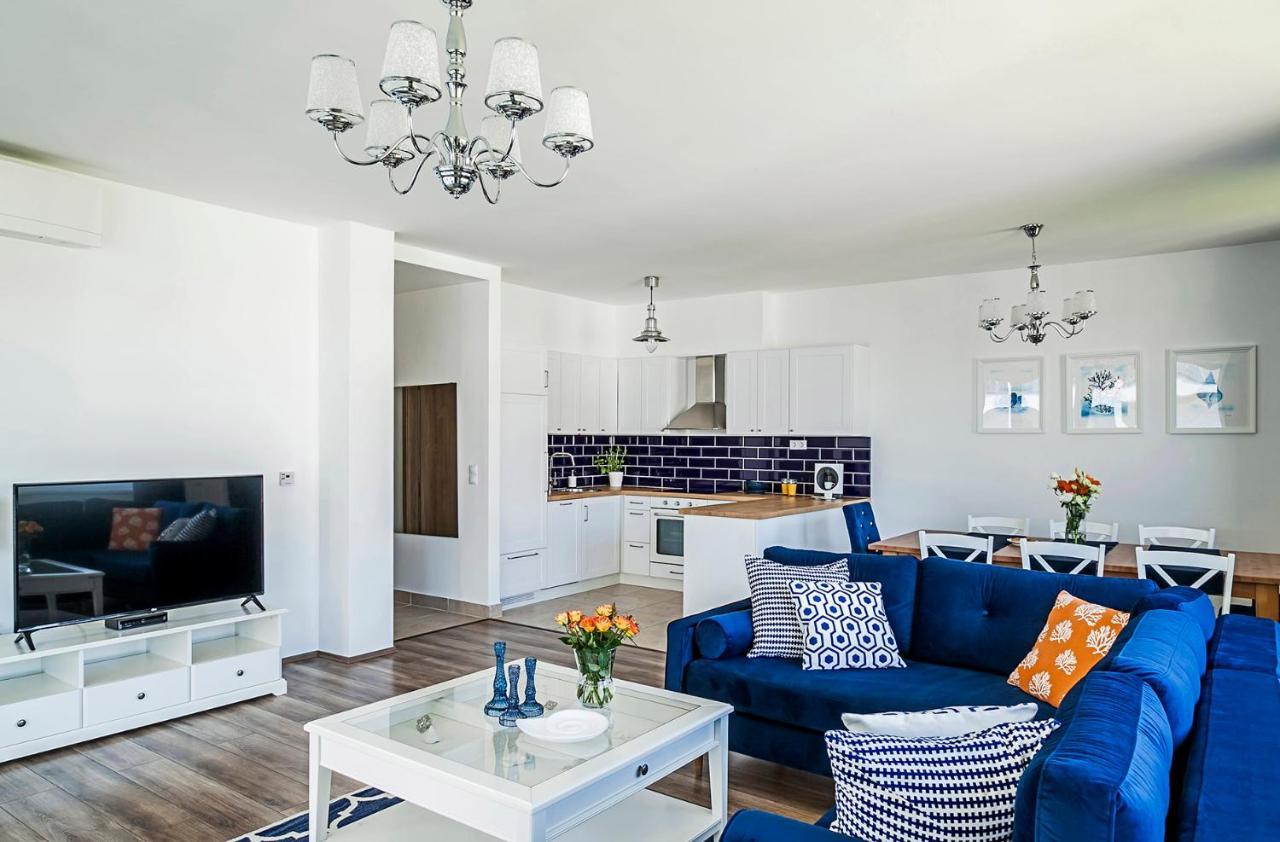 Blue Apartments Balatonlelle Esterno foto
